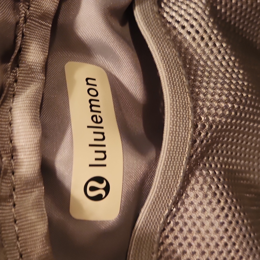 lululemon athletica Light Gray Crossbody Bag - Picture 7 of 12